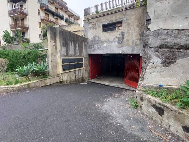 Box in vendita a Monte Po-Nesima-San Leone-Rapisardi, Catania