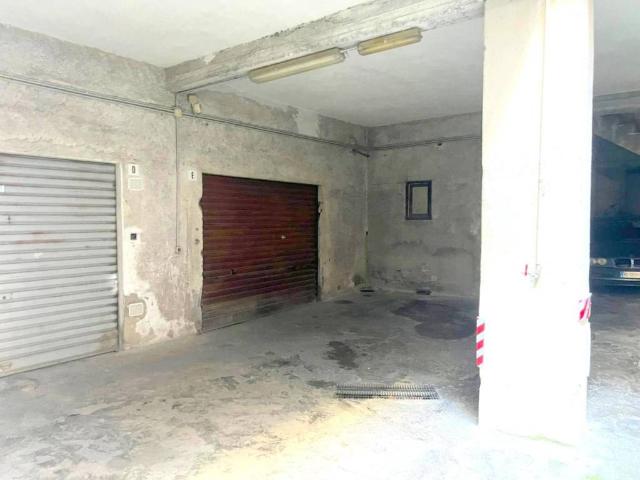 Box in vendita a Borgo-Sanzio, Catania