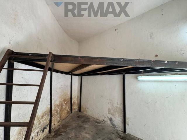 Box in vendita a Borgo-Sanzio, Catania