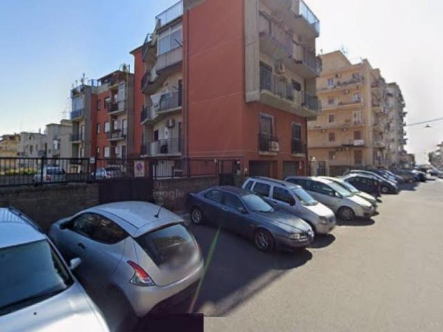 Box in vendita a Monte Po-Nesima-San Leone-Rapisardi, Catania