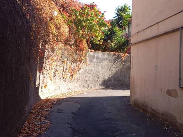 Box in vendita a Monte Po-Nesima-San Leone-Rapisardi, Catania