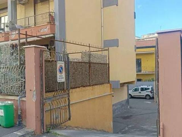 Box in vendita a Picanello-Ognina-Barriera-Canalicchio, Catania
