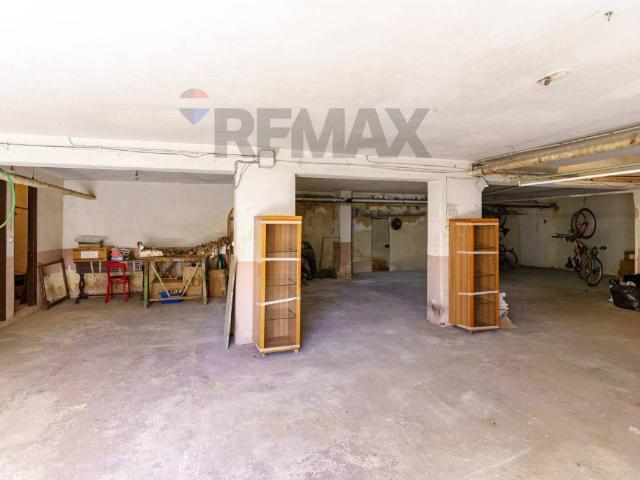 Box in vendita a Borgo, Catania
