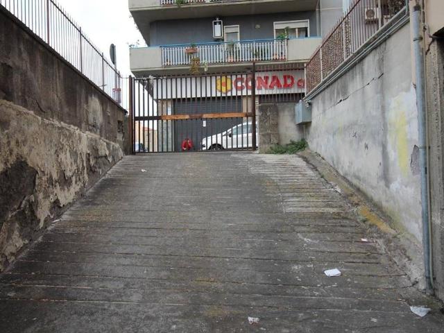 Box in vendita a Picanello-Ognina-Barriera-Canalicchio, Catania