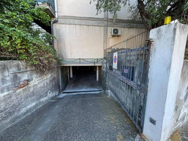 Box in vendita a Picanello-Ognina-Barriera-Canalicchio, Catania