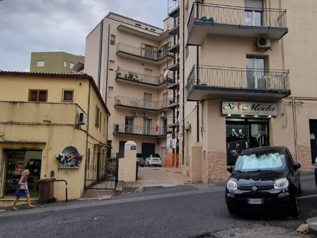 Box in vendita a Sant'Antonio, Calabria