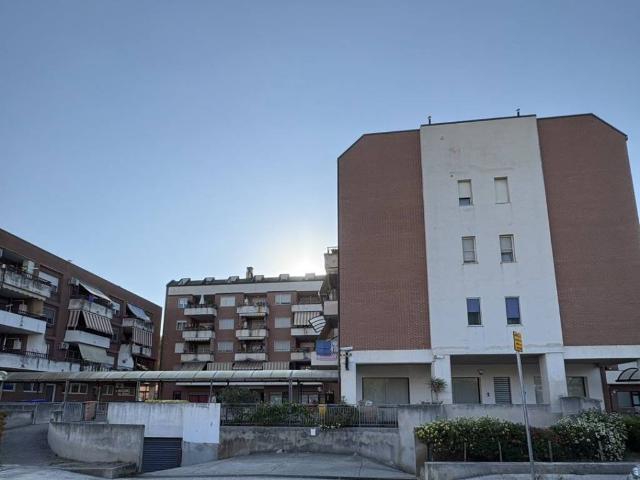 Box in vendita a Dulcino, Calabria
