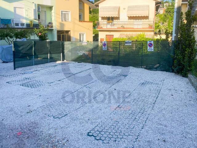 Box in vendita a Cattolica, Reggio Emilia