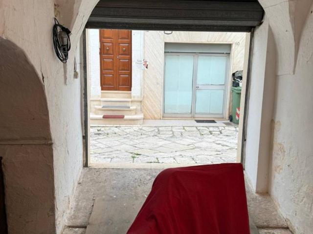 Box in vendita a Puglia, Brindisi