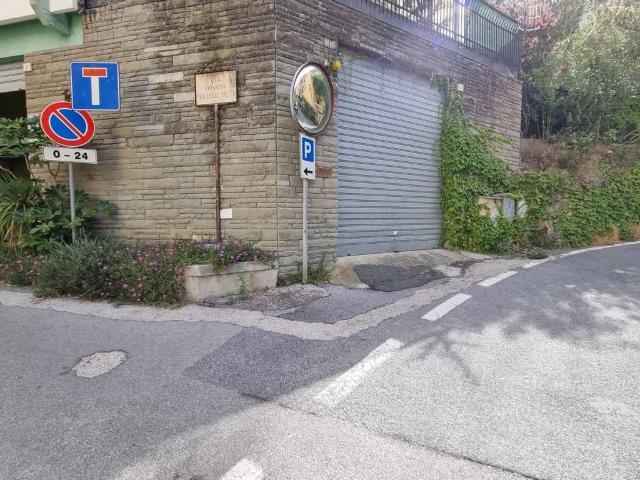 Box in vendita a Pozzuolo Alto, Celle Ligure