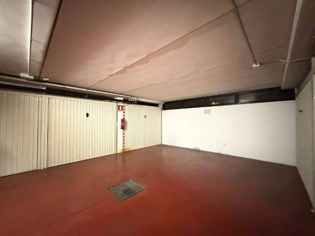 Box in vendita a Unione Alto Ferrarese, Cento