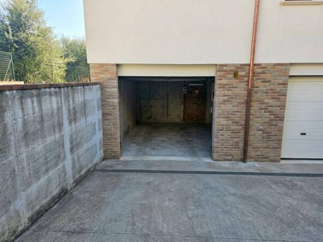 Box in vendita a Ripattoni Vecchio, Cepagatti