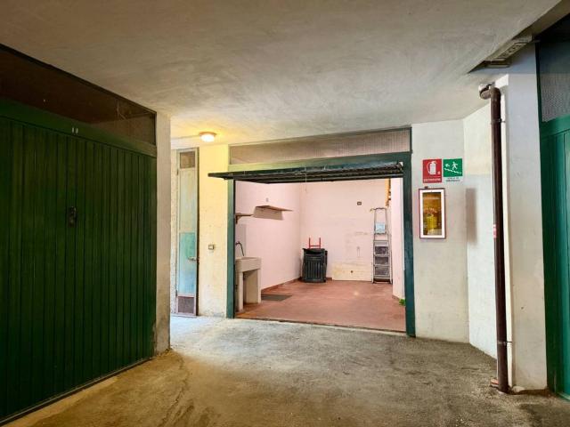 Box in vendita a Ceriale, Liguria
