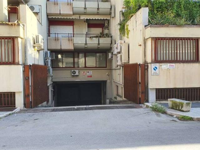Box in vendita a Puglia, Foggia