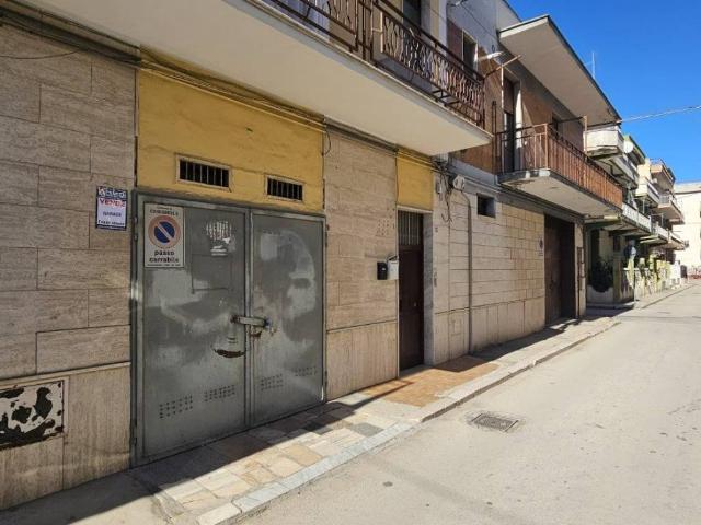 Box in vendita a Puglia, Foggia