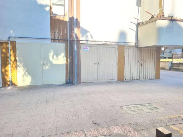 Box in vendita a Puglia, Foggia