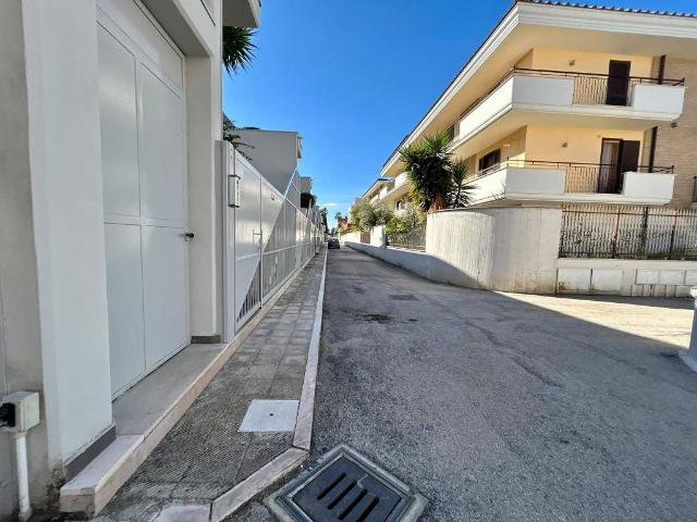Box in vendita a Cerignola, Foggia
