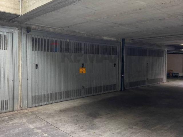 Box in vendita a Pioltello, Lombardia