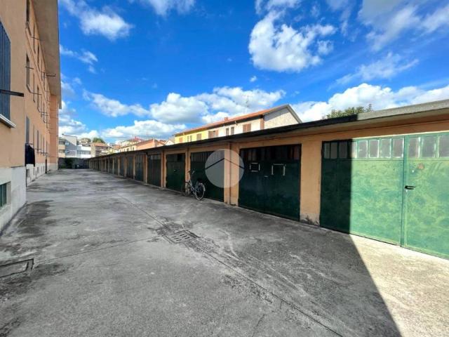 Box in vendita a Cernusco Sul Naviglio, Lombardia