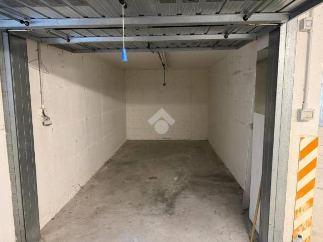 Box in vendita a Cervia, Reggio Emilia