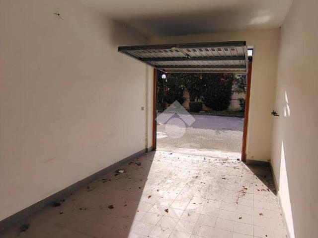 Box in vendita a Cesa, Campania