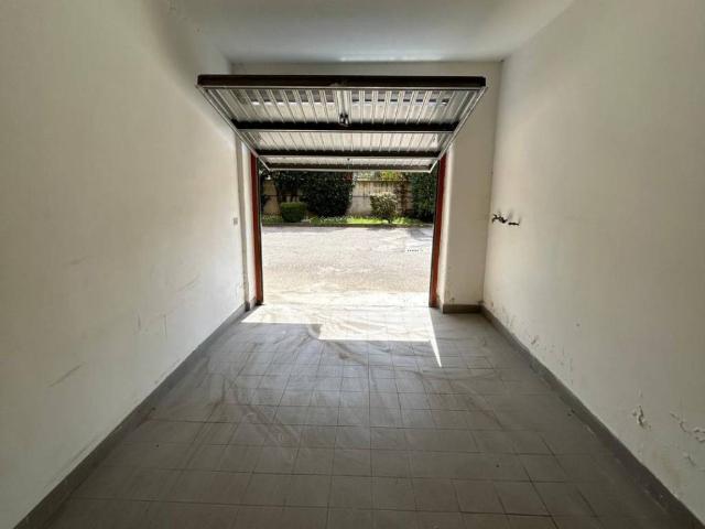 Box in vendita a Cesa, Campania