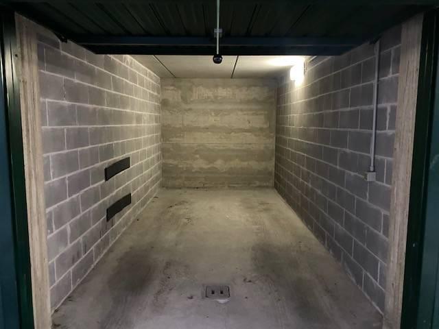 Box in vendita a Cesano Maderno, Lombardia