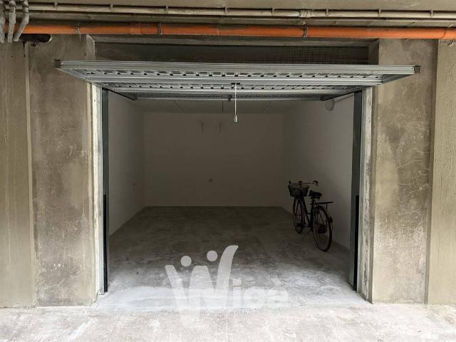 Box in vendita a Unione dei comuni Valle del Savio, Cesenà
