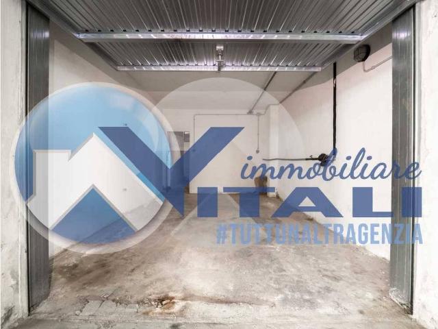 Box in vendita a Unione dei comuni Valle del Savio, Cesenà