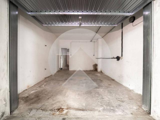 Box in vendita a Unione dei comuni Valle del Savio, Cesenà