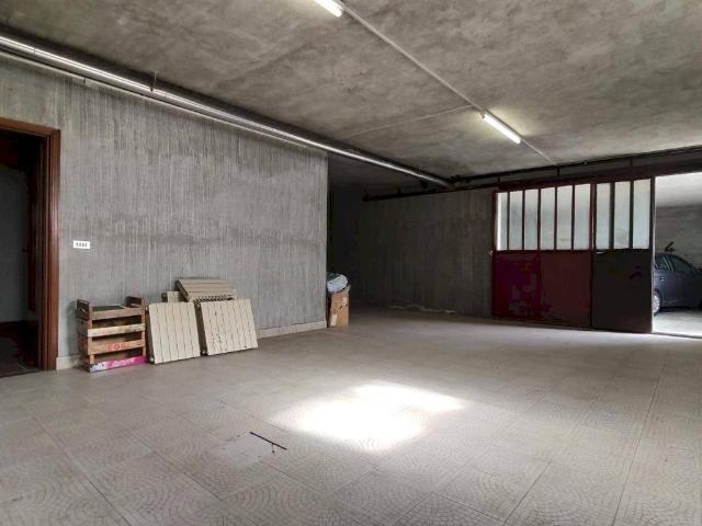 Box in vendita a Chatillon, Aosta