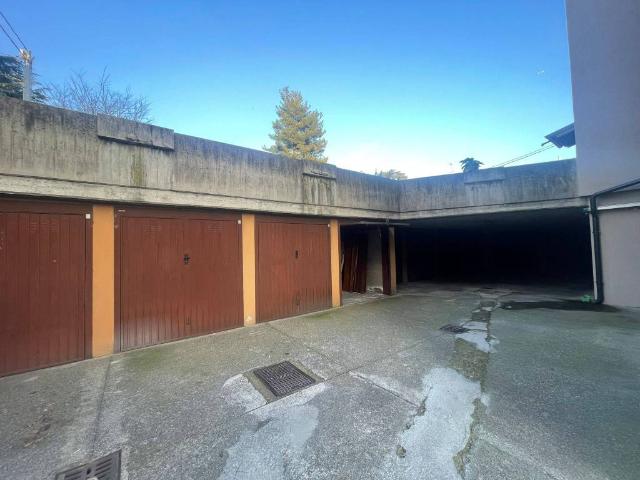 Box in vendita a Chiari, Lombardia