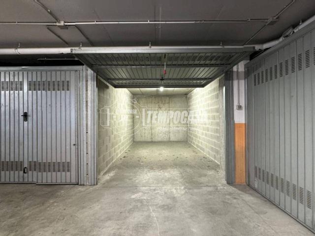 Box in vendita a Chiari, Lombardia