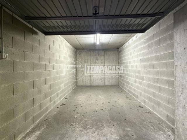 Box in vendita a Chiari, Lombardia