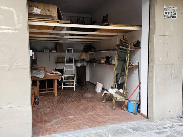 Box in vendita a Chiavari, Liguria