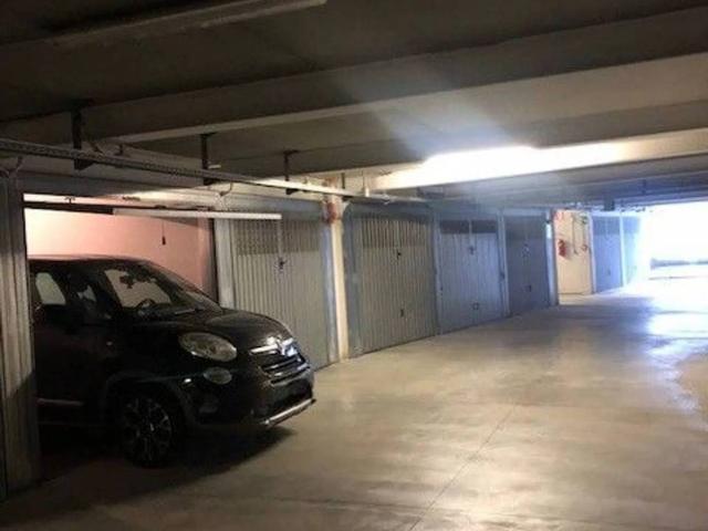 Box in vendita a Sampierdicanne, Chiavari
