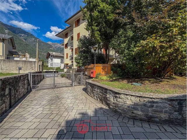 Box in vendita a Comunità montana della Valchiavenna, Chiavenna
