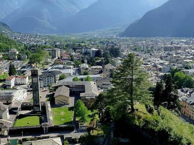 Box in vendita a Comunità montana della Valchiavenna, Chiavenna