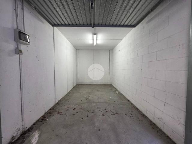 Box in vendita a Piemonte, Torino