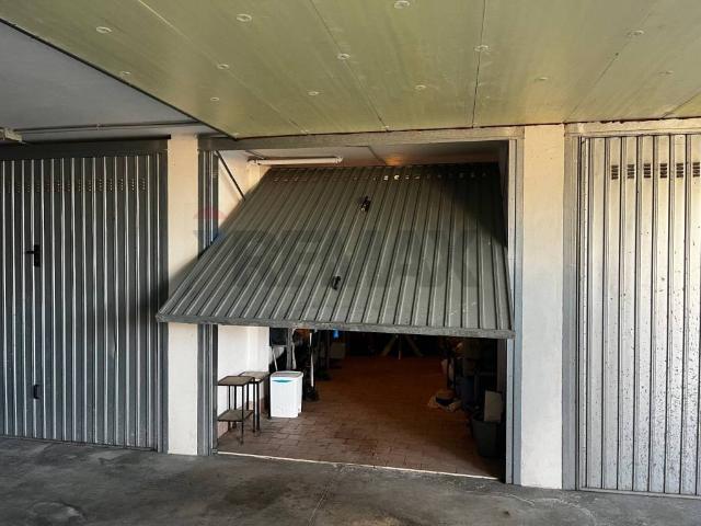 Box in vendita a Chieti, Abruzzo