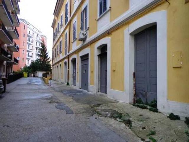 Box in vendita a Pietragrossa, Chieti