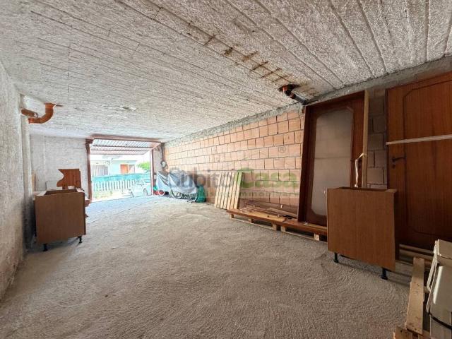 Box in vendita a Chieti, Abruzzo
