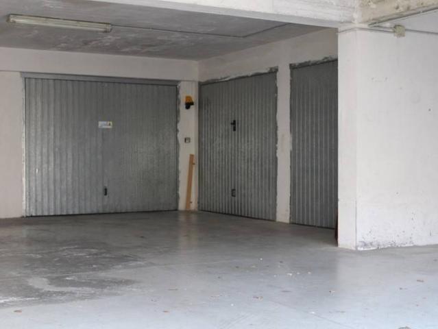 Box in vendita a Chieti, Abruzzo