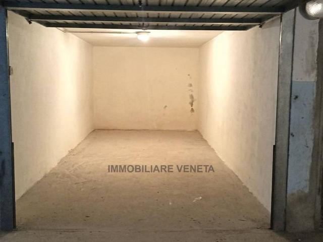 Box in vendita a Sottomarina, Chioggia