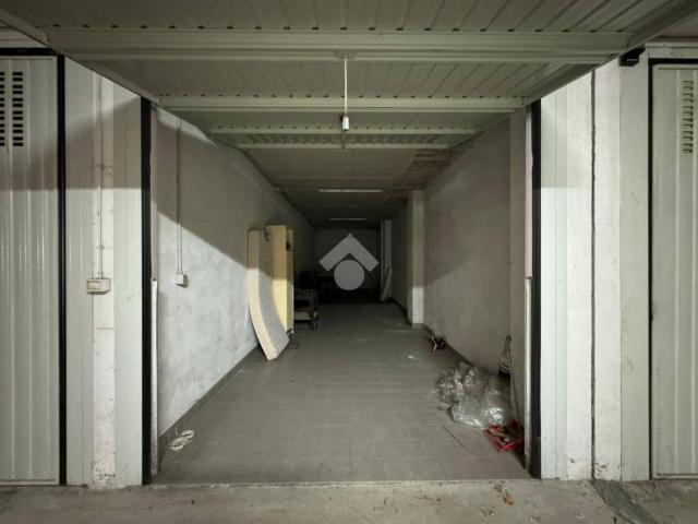 Box in vendita a Montegiove, Piemonte