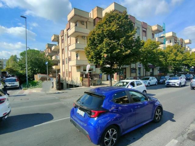 Box in vendita a Valle Copella, Ciampino