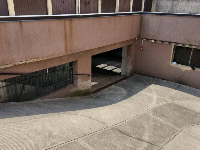 Box in vendita a Zona Omogenea Milano Nord, Cinisello Balsamo