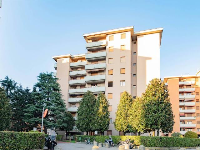 Box in vendita a Zona Omogenea Milano Nord, Cinisello Balsamo