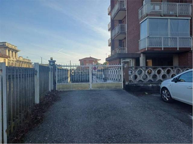 Box in vendita a Località Battitore, Piemonte