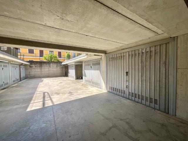 Box in vendita a Piemonte, Torino